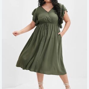 Bloomchic green solid ruffles nwt dress